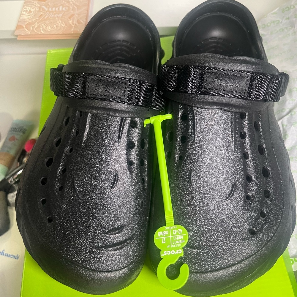 Brand New Croc Echo